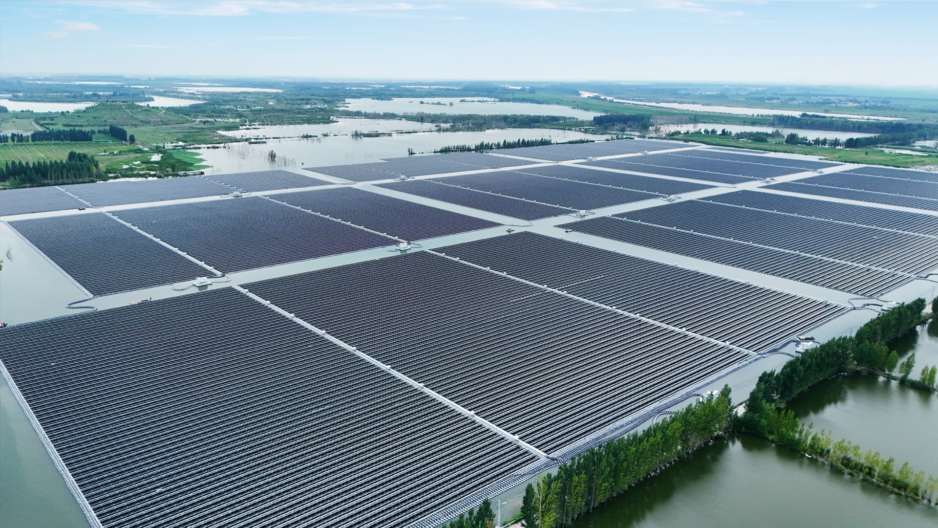 当水面电站驯服“呼吸的湖床”